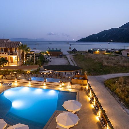 Elisso Boutique Hotel วาซีลีกี ภายนอก รูปภาพ