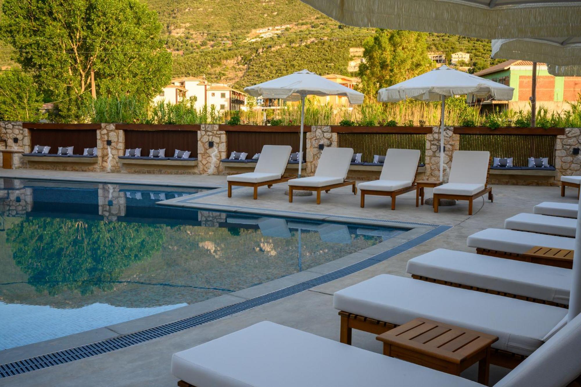 Elisso Boutique Hotel วาซีลีกี ภายนอก รูปภาพ